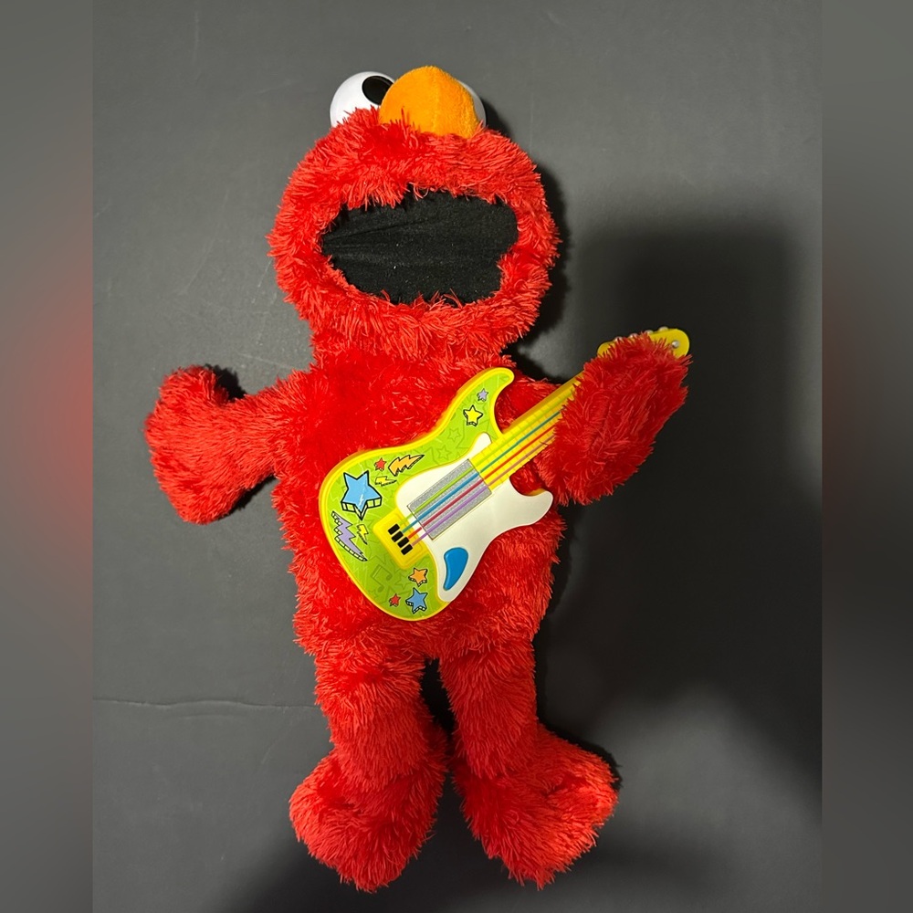 Playskool Sesame Street Rock & Rhyme Elmo Talking & Singing 14in Plush Pre-Owned